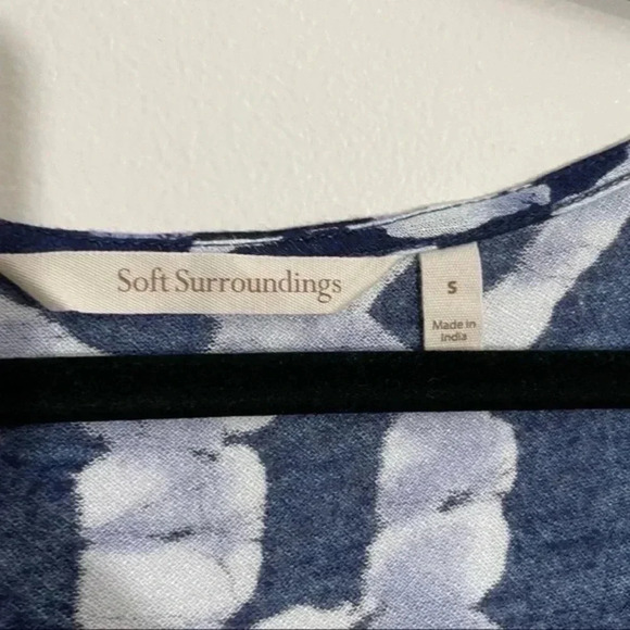 Soft surroundings talia cold shoulder tunic Small - Picture 8 of 8